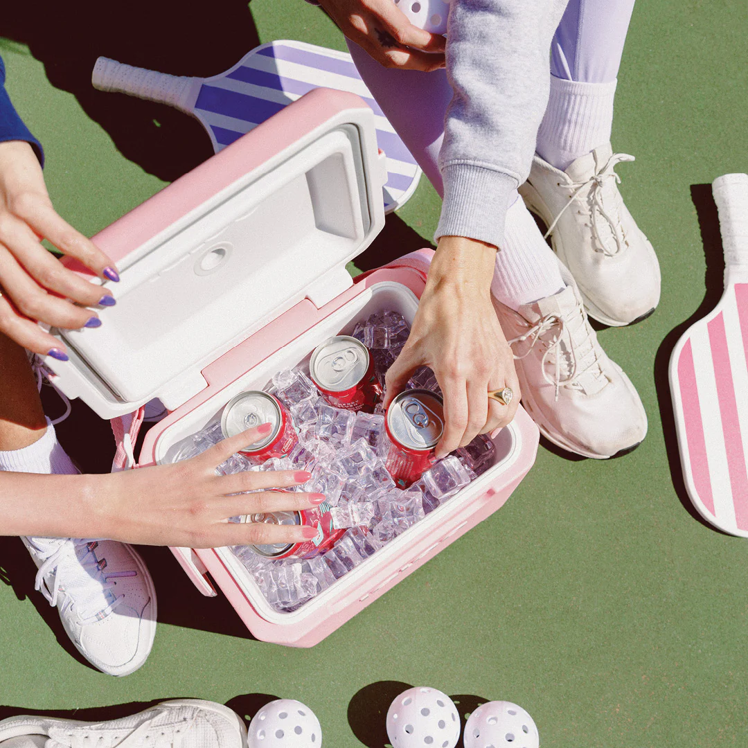 Tag Along Too 10L - Image Lifestyle 2