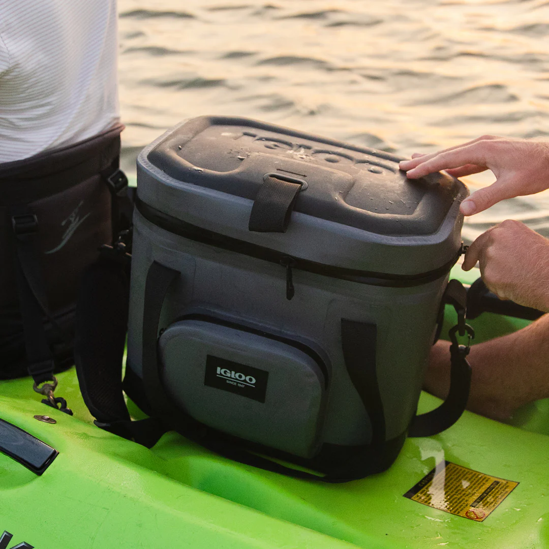 Featured image 1 for Trailmate 18 Can Cooler Bag